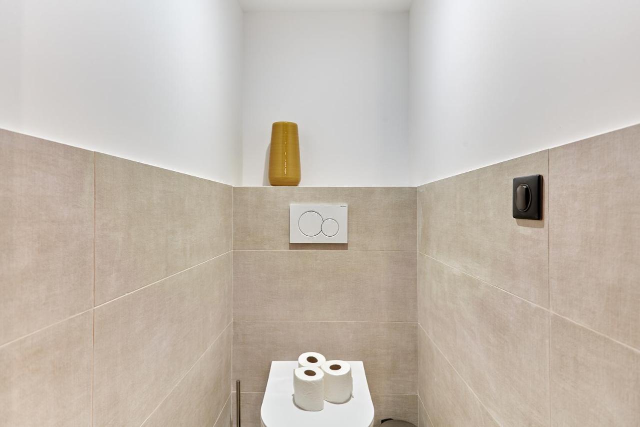 Apartment Batignolle Montmartre By Studio Prestige Paris Luaran gambar